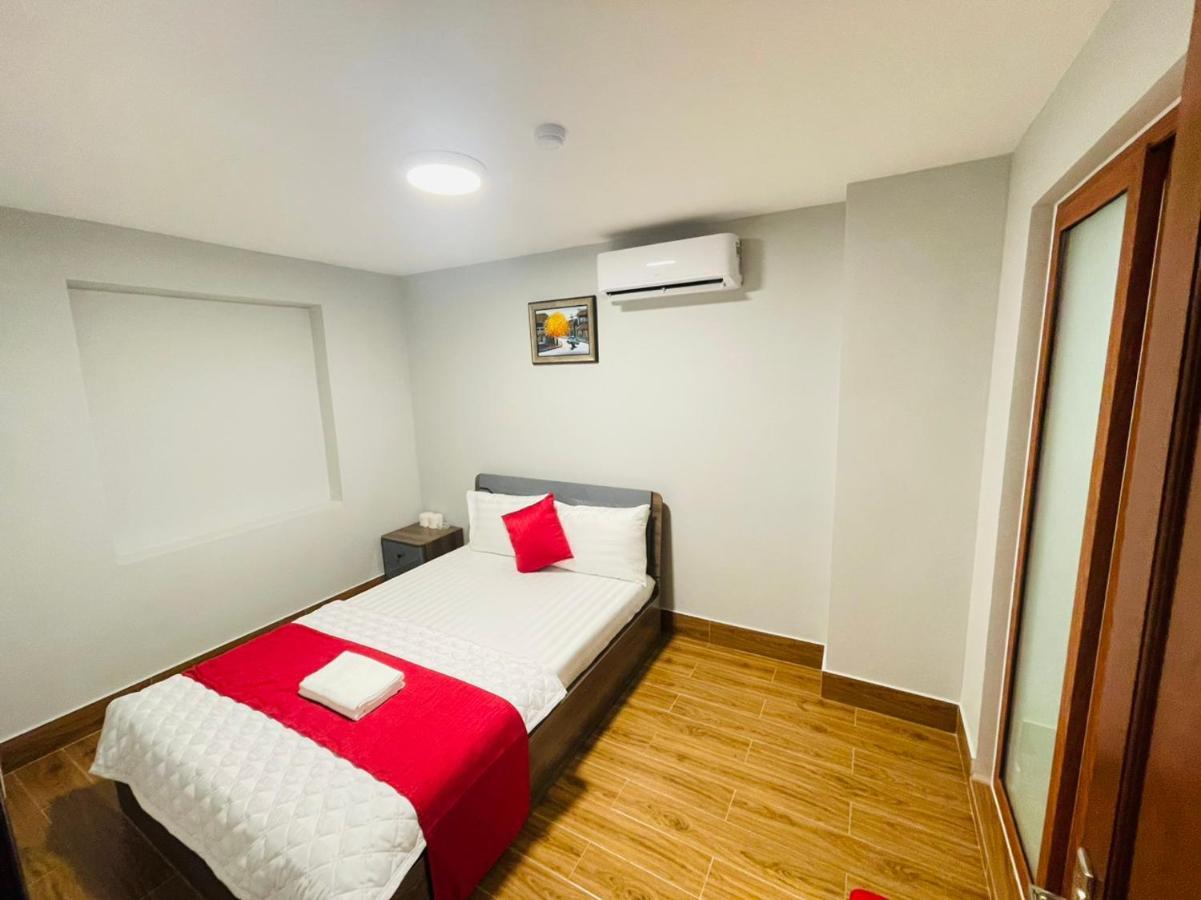 Phu Gia Hotel Thành Pho Ho Chí Minh Esterno foto
