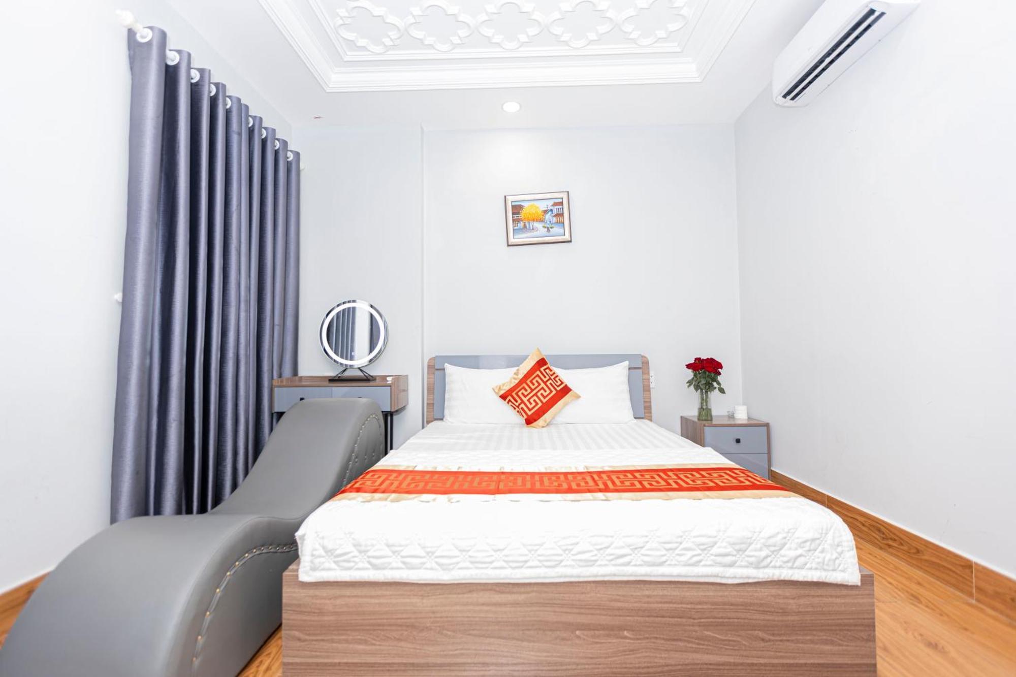Phu Gia Hotel Thành Pho Ho Chí Minh Esterno foto
